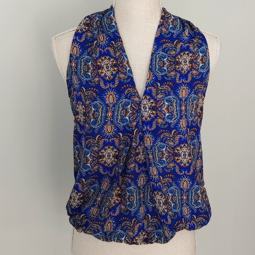 Max Studio sleeveless blouse, navy/teal print, sz XS worn once